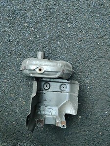 Hitzeschutzblech Abgaskrümmer VW Polo 9N/VW Fox 1,2l 03E253235C