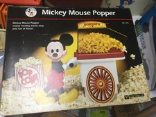 VINTAGE MICKEY MOUSE POPCORN POPPER BY VITANTONIO NEW IN BOX
