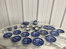 Vintage Miniature Children  s Blue Willow Tea Set, Made In Japan
