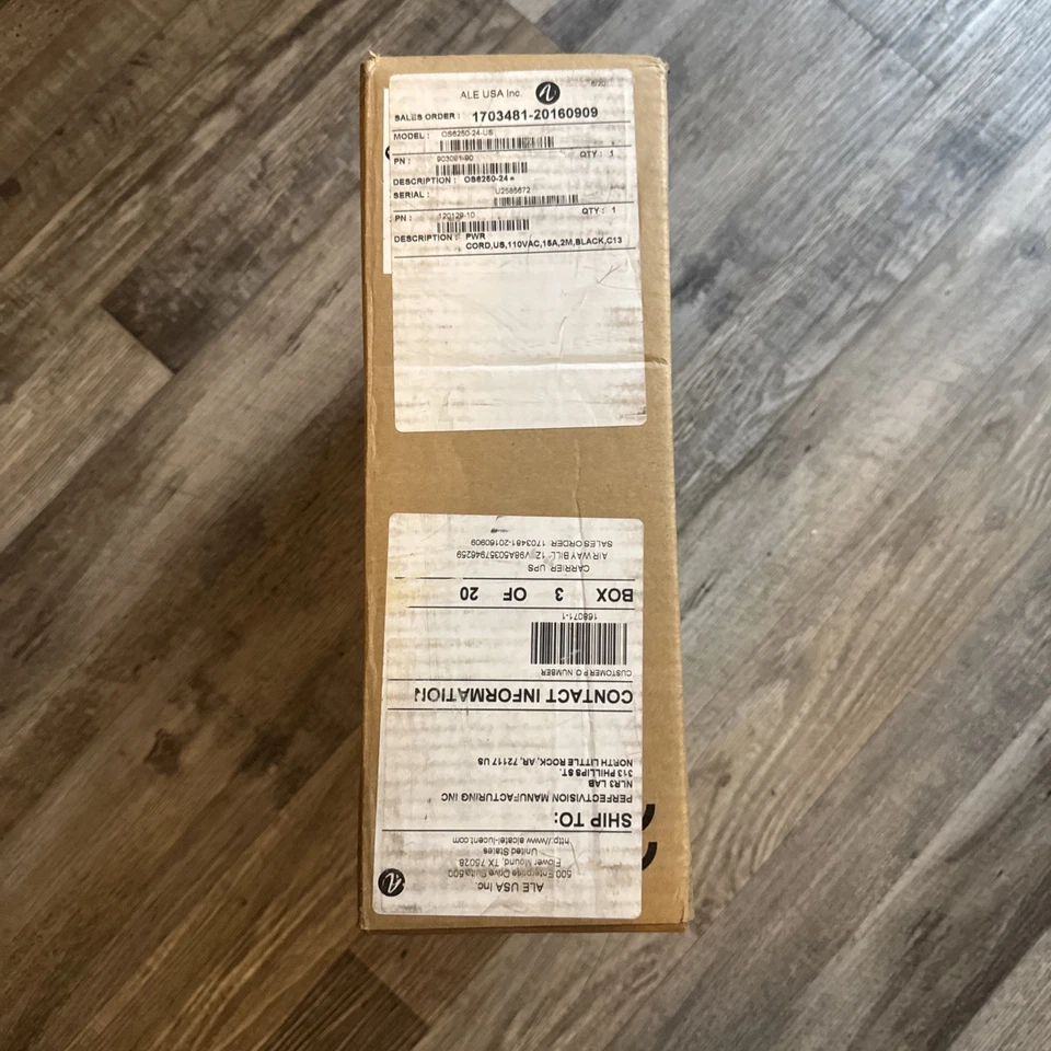 Conmutador de borde de red rápido PoE de 24 puertos Alcatel-Lucent OmniSwitch OS6250-24 Foto 2 de 3