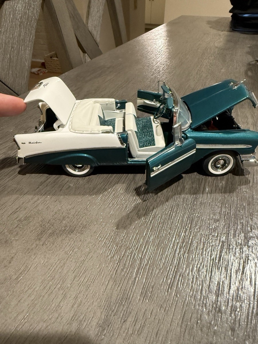 1:18 scale die-cast model of a 1956 Chevrolet Bel Air Convertible