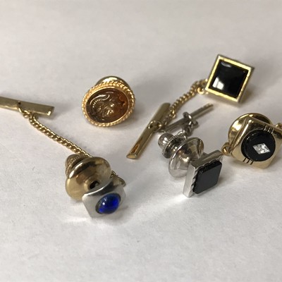 Lot Of 5 Men s Tie Tack Pins Cufflinks Gold Tone Silver Tone vintage (3)