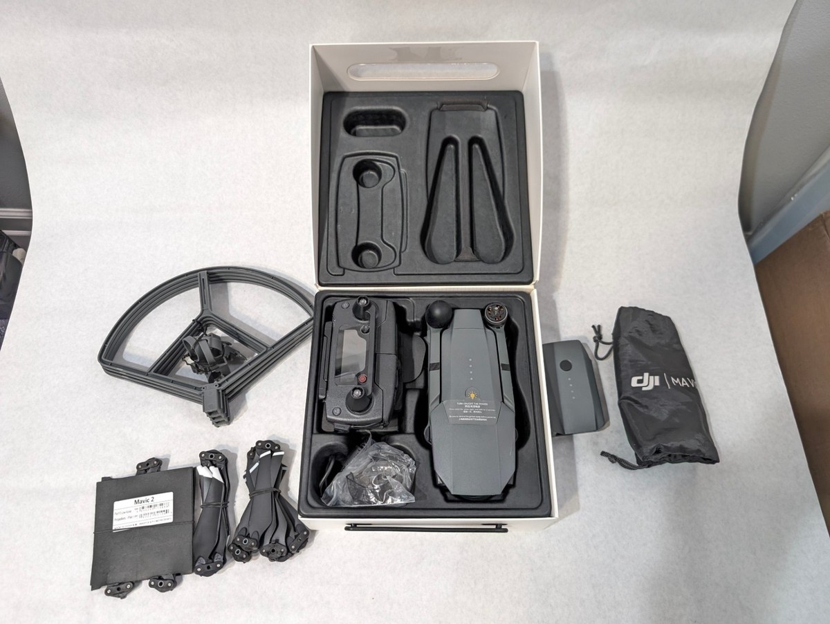 DJI Mavic Pro M1P GL200A Fly More Combo + Extras | eBay