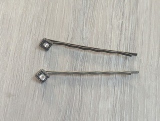 2x Toboganes para el cabello con pedrería blanca brillante empuñaduras para el cabello buen estado