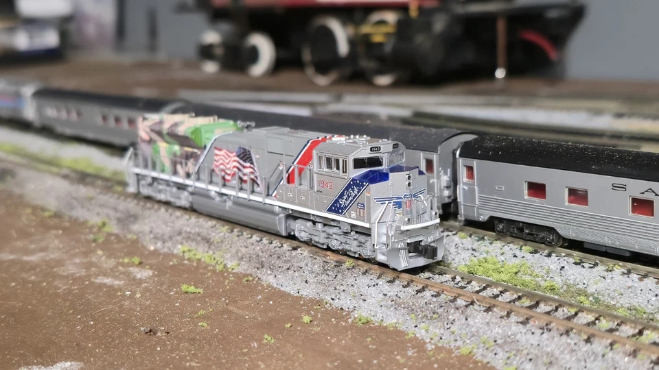 N scale KATO Union Pacific SD70ACe 1943, Mint condition with original box. - Image 2 of 4