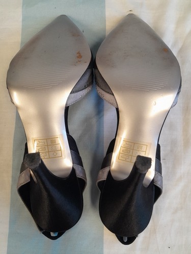 Stunning satin shoes, diamante decoration, A GIANNETTI, size 38, hardly worn - Picture 8 of 13
