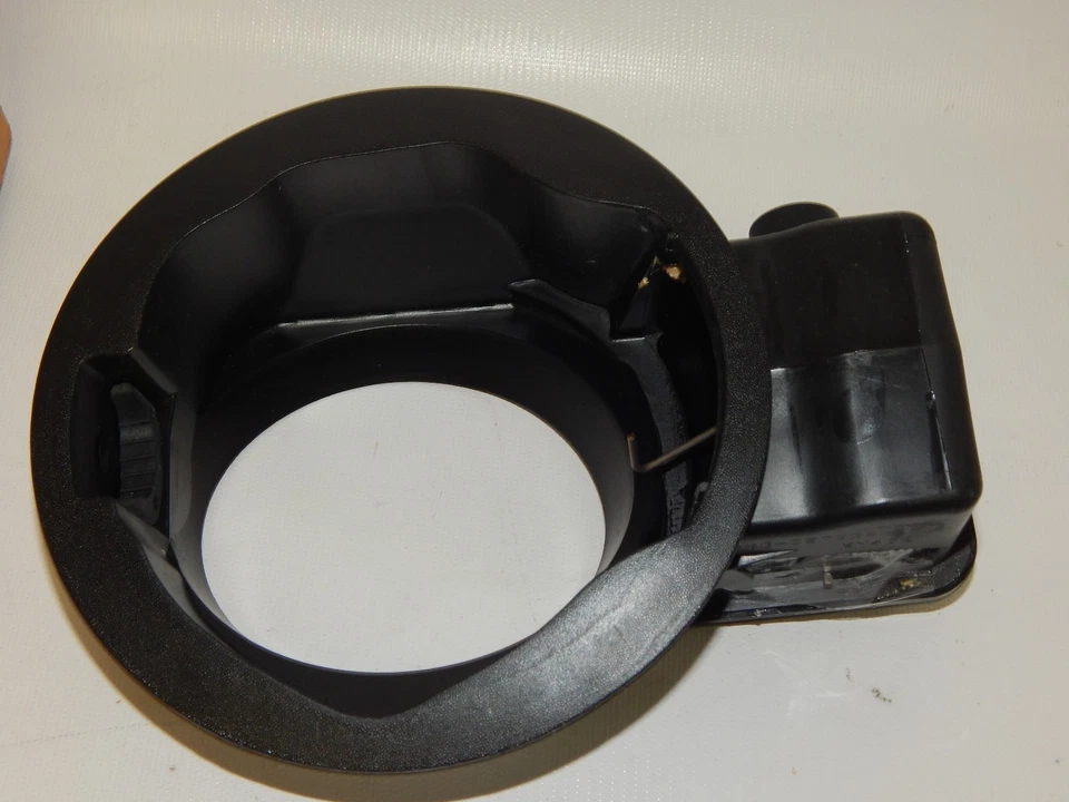 Novo OEM 1999-2002 Mercury Cougar tanque de combustível enchimento a gás caixa de bolso abertura - Imagem 3 de 4