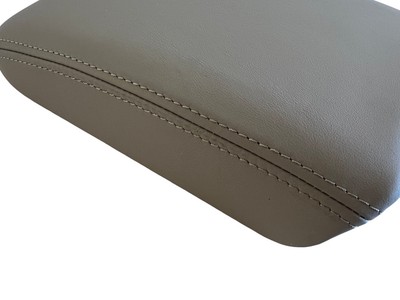 06-10 VW Volkswagen Jetta Mk5 Center Console Armrest Lid Cover OEM 