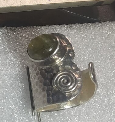 Native American  STERLING SILVER HAMMERED DESIGN  RING, ADJUSTABLE SIZE((L11))