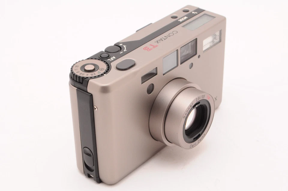 Contax T3 P&S Compact Camera - Silver with Case and Data Back "Boxed Mint" 9123 - Image 3 of 4