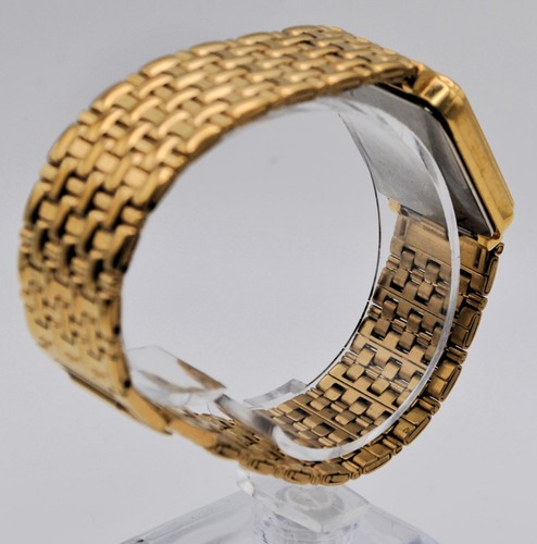 New Old Stock Seiko quartz gold plated date gents watch - Picture 8 of 14