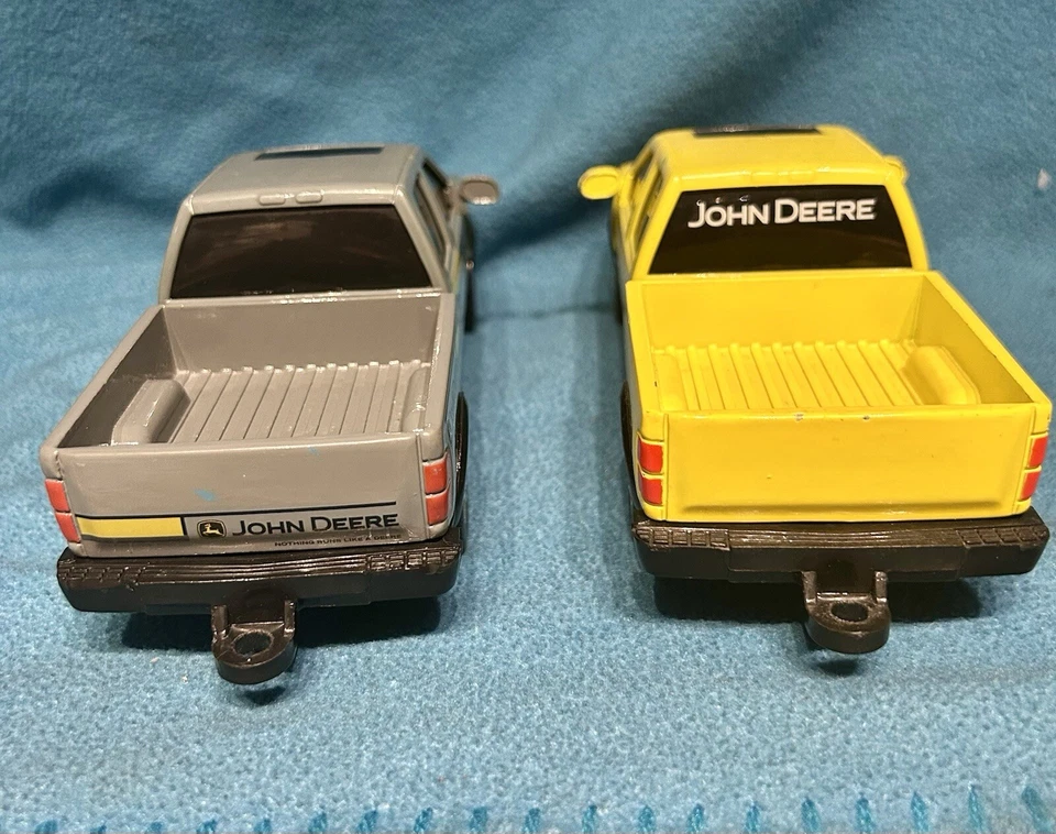 Lote de 2 productos con licencia Ertl John Deere concesionario diecast camioneta pickup -1/24 Foto 2 de 4