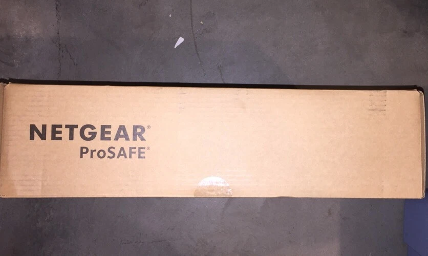~NIB~Latest Model Netgear ProSafe GS752TP V3 POE Ethernet Switch GS752TP-300NAS - Image 2 of 2