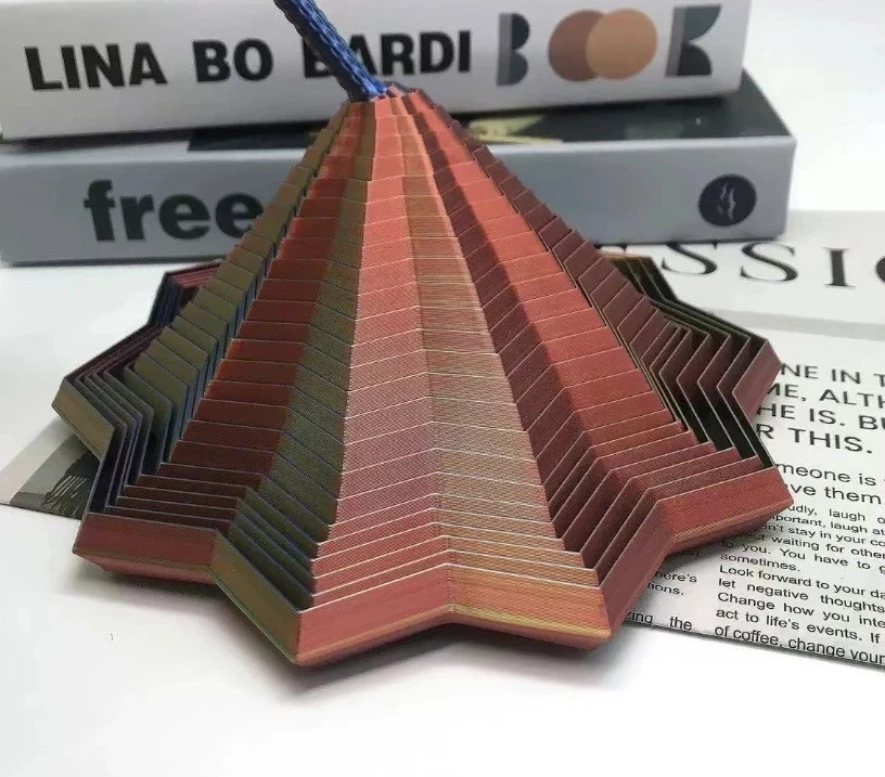 Estrella inquietante impresa en 3D para alivio sensorial visual y audio Foto 4 de 4