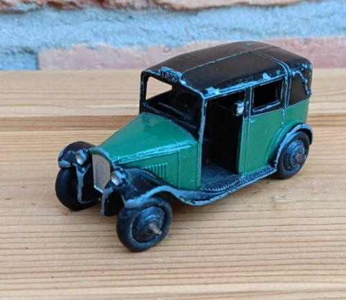 DINKY TOYS NO.36G AUSTIN TAXI (Original)