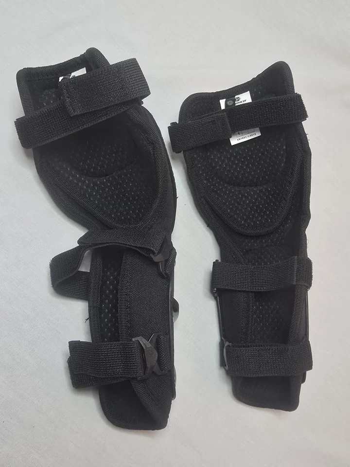 Protectores de codo ajustables para moto SCOYCO Foto 2 de 4