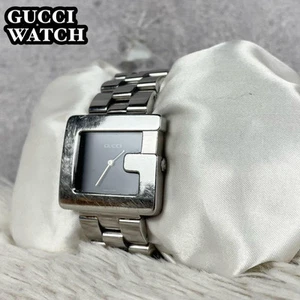 Belle montre Gucci acier inoxydable cadran G 3600M estampillée argent noir de JP