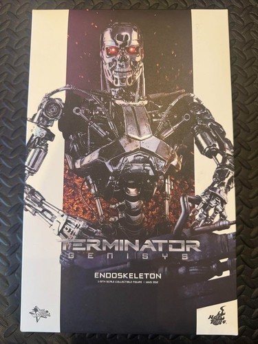 HotToys Terminator Genisys Endoskeleton MMS352 1/6 Collection Figure Excellent - Picture 2 of 5