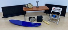 Set of  WWE wrestling figure accessories inc. breakable table & 2x Barricades