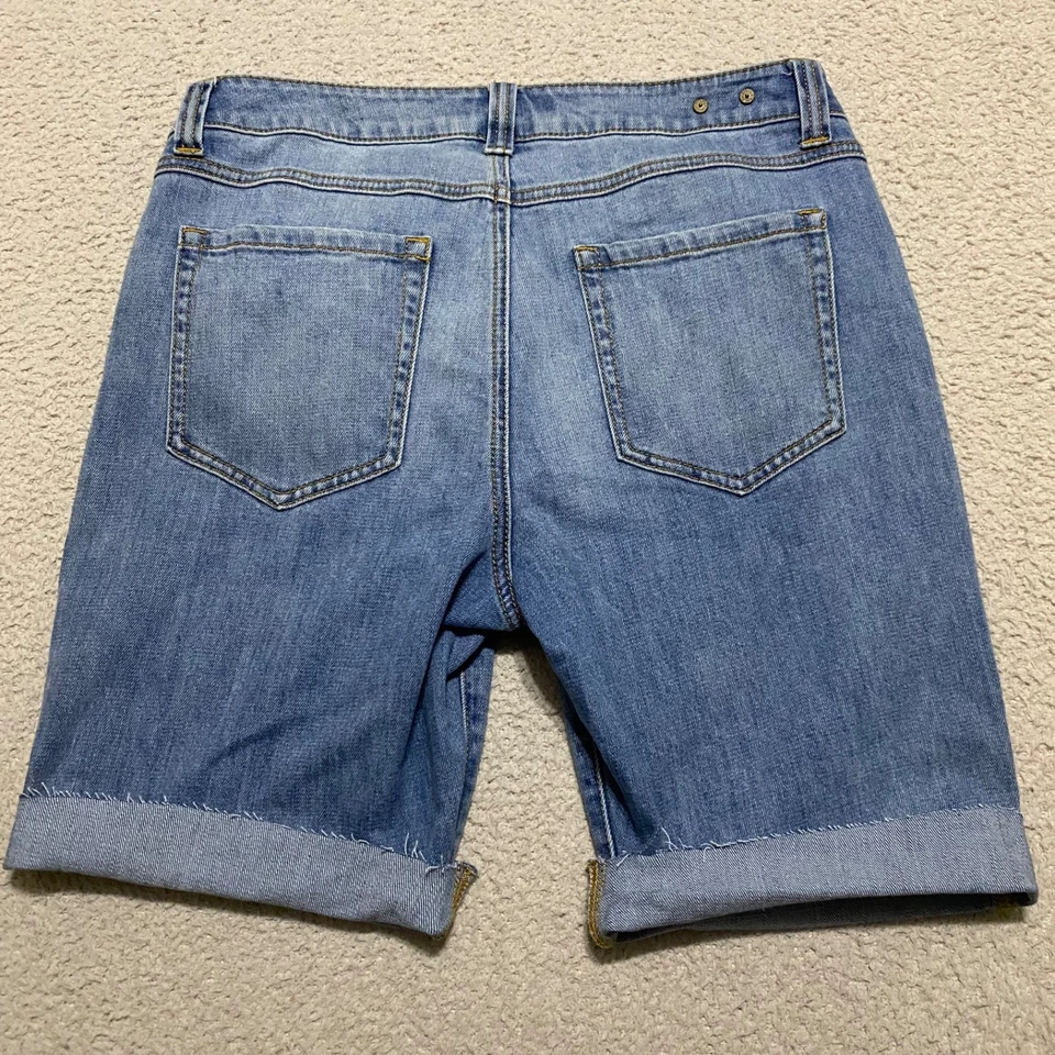 Pantalones Cortos de Jean Cabi Para Mujer Talla 8 Azul Denim Lavado Medio Bermudas Entrepierna 8" Tiro Alto Foto 2 de 4
