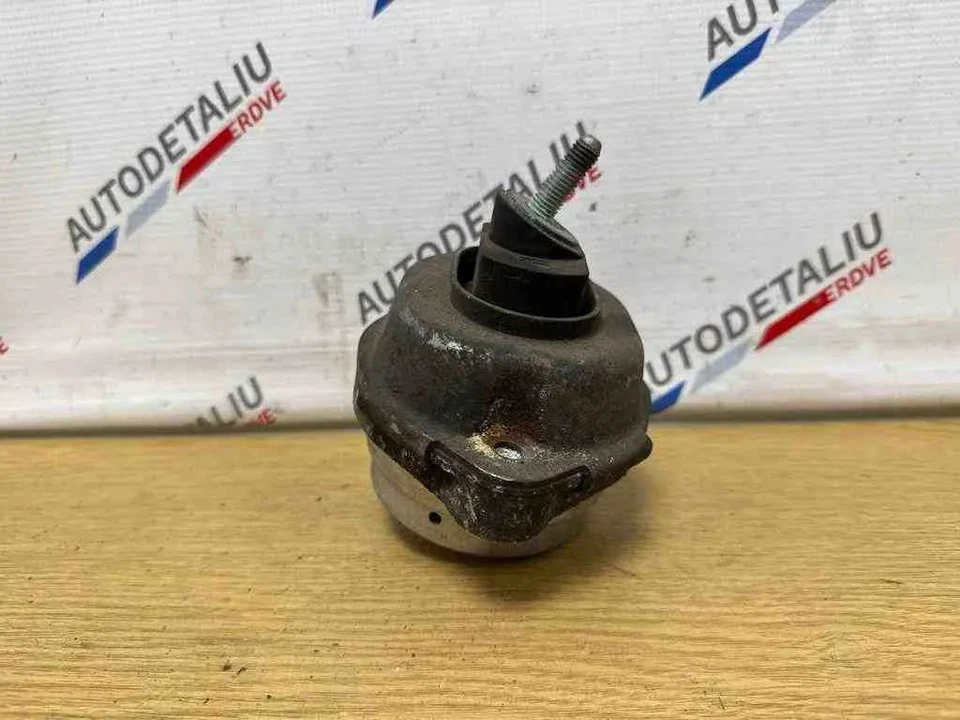 BMW X5 E53 Coussin de Moteur Avant 6758444 3.00 Diesel 2002 32616300 - Photo 2/4