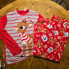 Rudolph the Red-Nosed Reindeer Womens L 2-Piece Fleece Pajama Set Red Gray