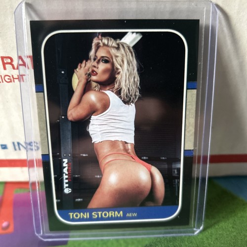Toni Storm Custom AEW Divas Sexy Trading Card - 第 1/2 張圖片