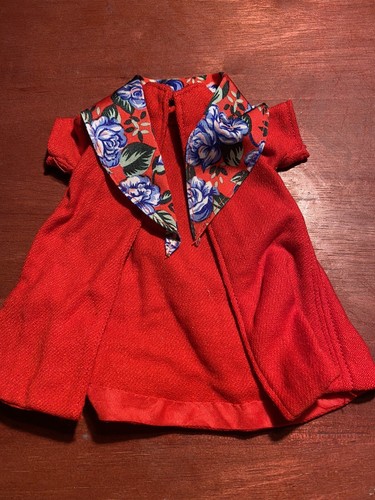 Vintage eleganter roter Flair Mantel Barbie Ensemble - Mantel, Schal & Muff 3-teiliges Set - Bild 6 von 9