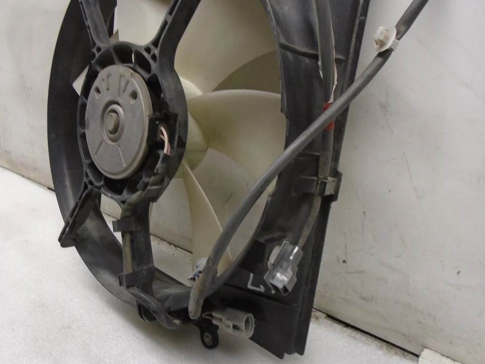 Conjunto de ventilador de refrigeración radiador izquierdo Toyota Solara 1997-2003 6 cilindros OEM IM612177 Foto 3 de 4