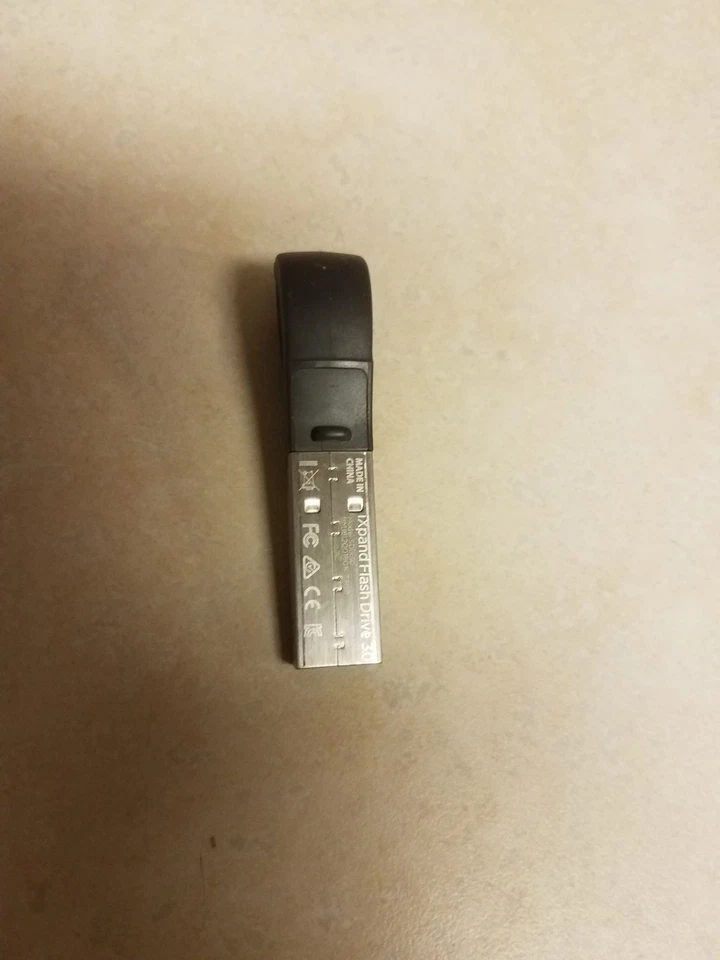 SanDisk 32GB iXPAND USB 3.0 Lightning Flash Drive SDIX30N - 32GB - Image 2 of 2