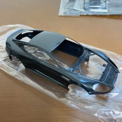 TAMIYA 1/24 Scale Sports Car Series No.316 Aston Martin DBS Model