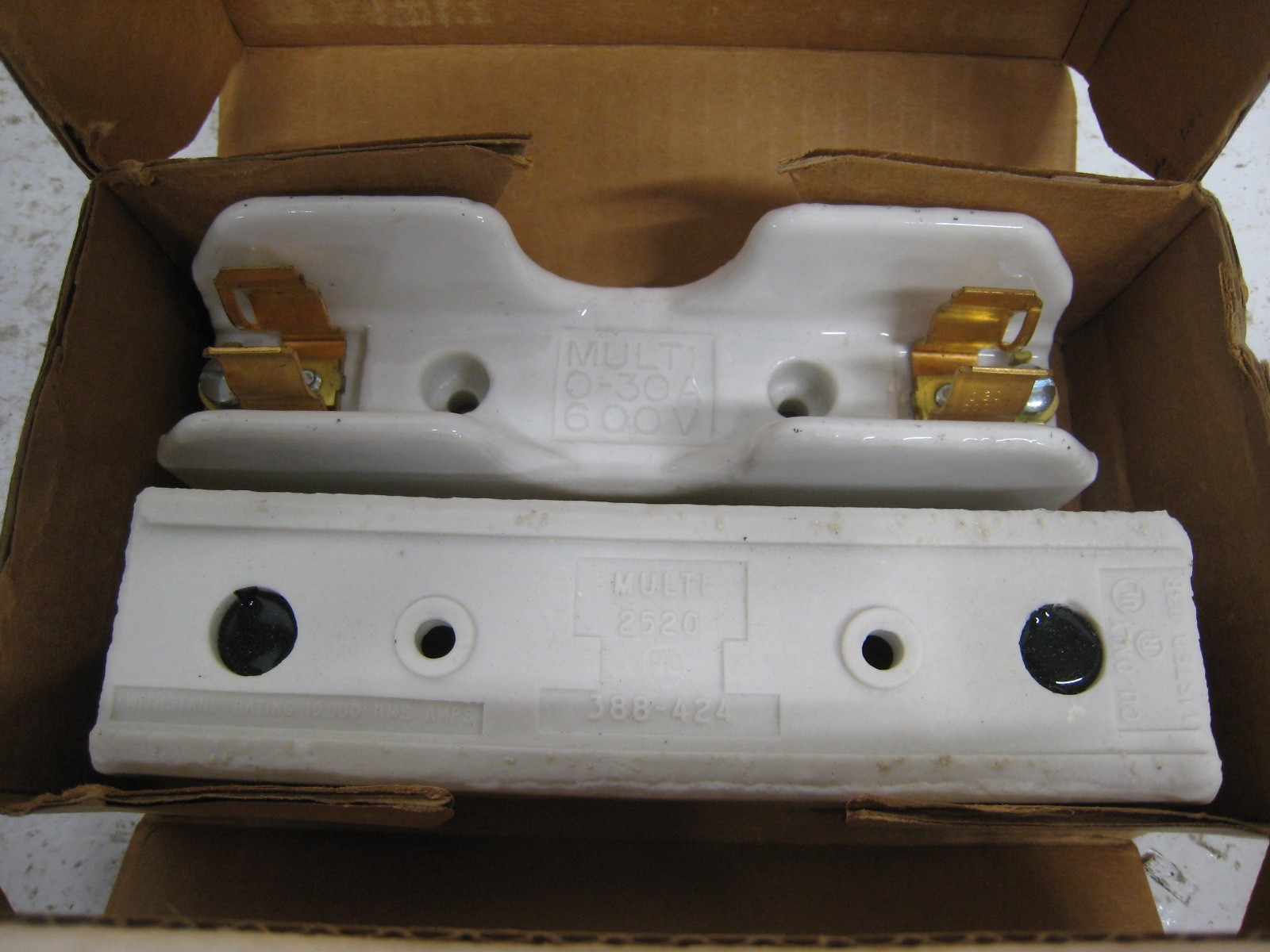 MULTI 2520 388424 FUSE HOLDER 030A 600V LOT OF 4 FUSE HOLDERS eBay