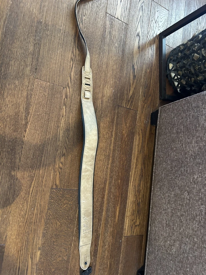 Correa de guitarra PRS 3" acolchada de cuero con firma - arenisca/negro Foto 4 de 4