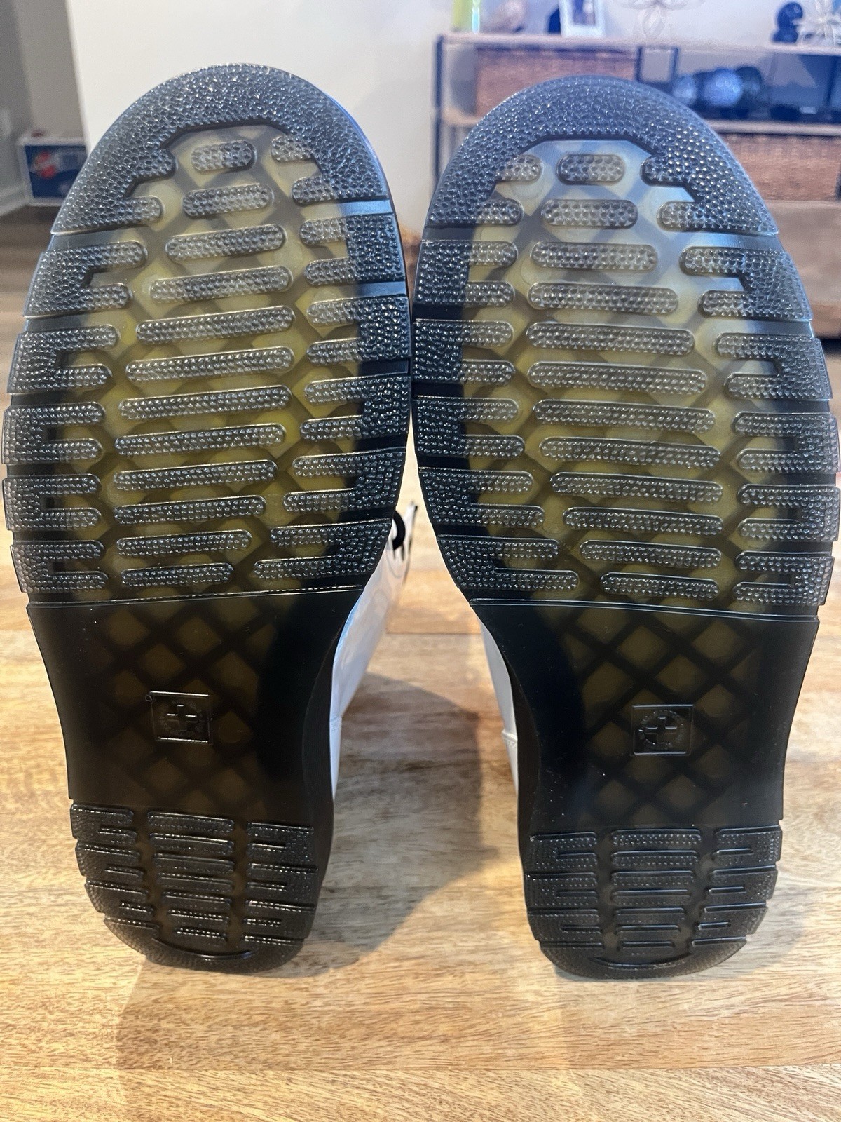 SAOLA Stivali da combattimento DOC MARTENS Zavala bianchi in pelle suola gomma uomo TG 8 donna TG 9