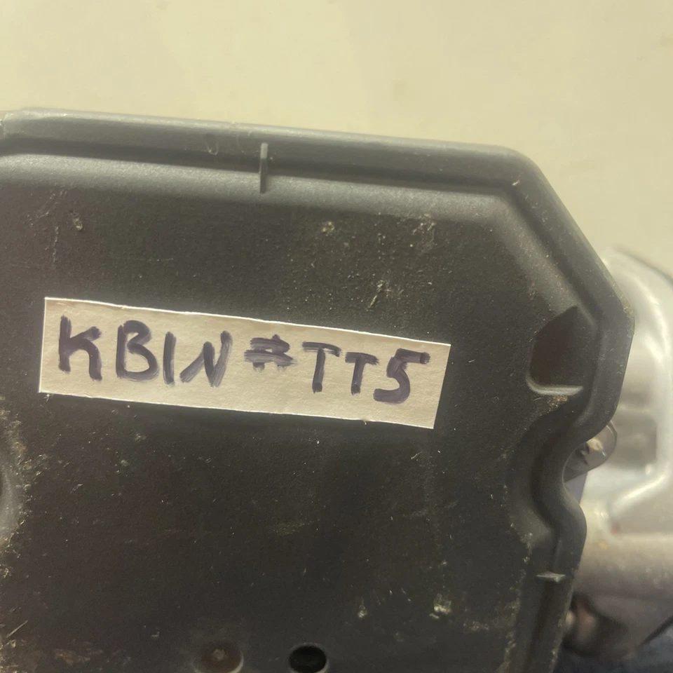 Módulo de bomba ABS 2021-2024 Chrysler Pacifica P68461813AB fabricante original Foto 3 de 4