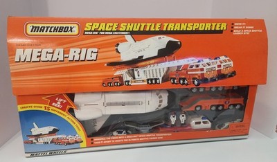 Matchbox 1997 Mega-Rig Space Shuttle Transporter & Shuttle - New