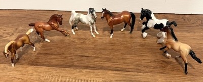 Breyer Mini Whinnies lot of 7 horses
