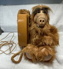 THE ALF PHONE 1988 Plush Corded Button Telephone