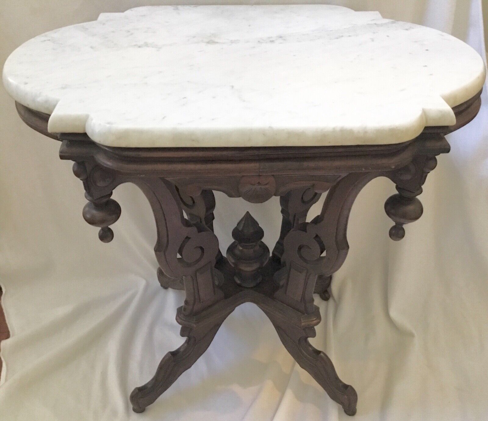 Beautiful Antique Renaissance Revival Victorian Walnut Marble Turtle Top Table