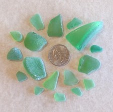 PURE BEACH SEA GLASS SURF TUMBLED 17Pc SEAFOAM LIGHT GREEN FOAM PENDANT A3
