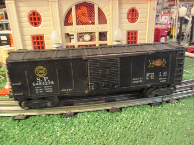 postwar lionel trains on ebay