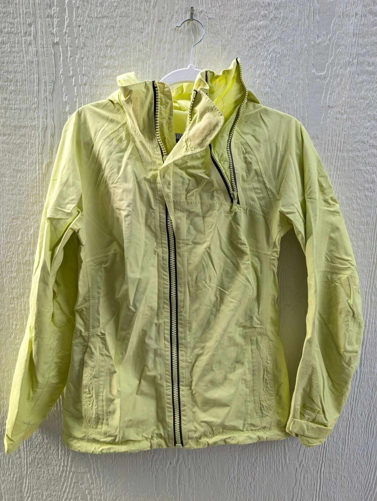 burton ak gore tex snowboard jacket