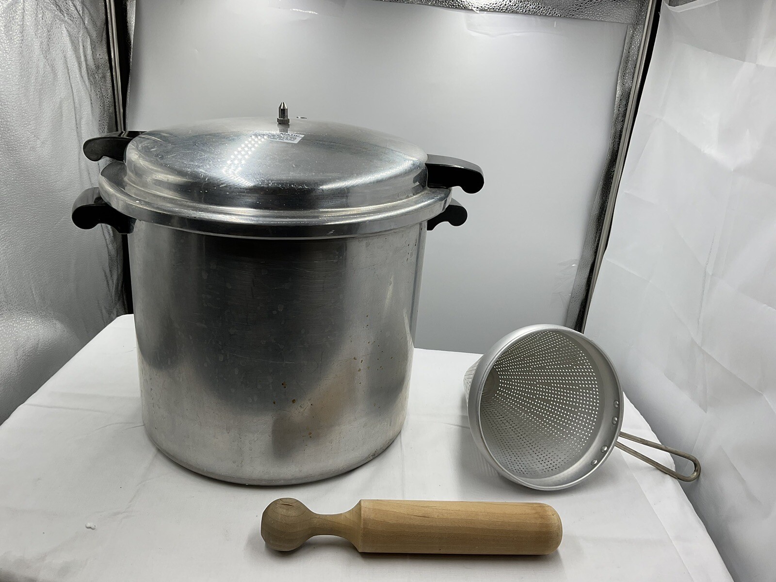 Vintage MirroMatic 22 Pressure Cooker Pressure Canner Aluminum 22