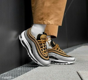 nike air max 97 se metallic gold