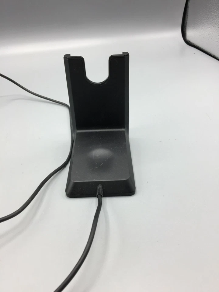 Plantronics Voyager Focus B825-M B825 UC Desktop Charging Stand 203079-01 - Image 4 of 4