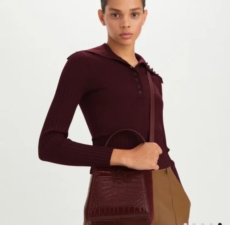 Nuevo Bolso Cubo Pequeño Tory Burch McGraw Croc Cuero Repujado Escarabajo Baya / 500 Foto 4 de 4