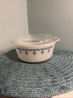 Vintage Pyrex Snowflake Garland Blue Casserole Dish Bowl with lid 472 1-1/2 PT