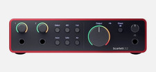 Focusrite Scarlett 2i2 4th Gen Audio Interfac...