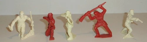MARX  60 mm FORT APACHE PIONEERS / DEFENDERS - SOME REVISED POSES