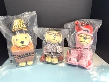 Raising Cane's A Christmas Story Plush Dog Set of 3 2025 New Sealed Ralphie Pink